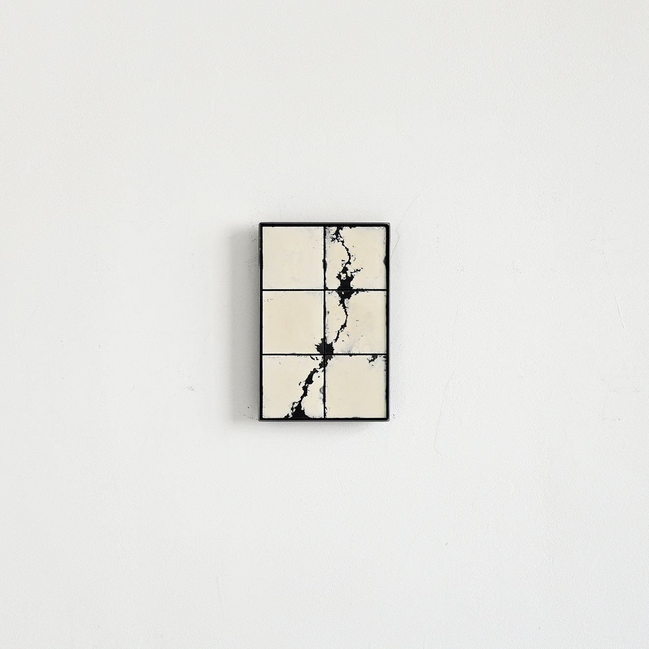 Carrying-a-river,-2025---25-x-16,5-cm